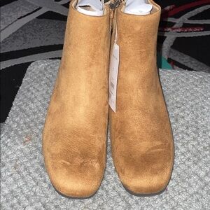 Time and Tru Tan Suede Ankle Boots size 7 NWT